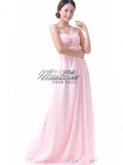 พร้อมเช่า ชุดราตรียาว เกาะอก ไหล่เดียว สีชมพูหวาน อกจับจีบ Sweet Heart คาดแถบเลื่อมสวยเก๋