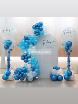 Organic Backdrop แสดงความยินดี ฉาก U คว่ำ ขนาด กว้าง 1.20 เมตร สูง 2 เมตร (ฉากสีขาว) พร้อม เสาลูกโป่ง ลูกโป่งยาง ขนาด 36" สีขาวทึบ 2 เสา พร้อมตกแต่ง สามารถเปลี่ยนสีลูกโป่ง/เปลี่ยนข้อความ/เปลี่ยนสี-ฉากได้