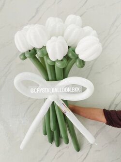 สั่ง Flower Balloon Tulip Medium Bouquet ช่อ 10 ดอก พร้อมตกแต่ง สามารถเปลี่ยนสีลูกโป่งได้