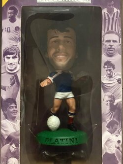 ตุ๊กตาโมเดลนักฟุตบอล ม.พลาตินี่ ทีมชาติฝรั่งเศส โครินเธียน โปรสตาร์ - ProStars XL Limited Edition Millennium Series ใหม่ / M.PLATINI FRANCE National Football Team Corinthian ProStars Football Figure - ProStars XL Limited Edition Millennium Series NEW