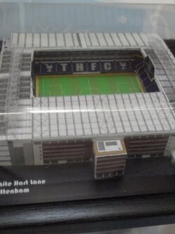 โมเดลสนามฟุตบอล สโมสรท็อตแน่ม ฮ็อทสเปอร์ - สนามไวท์ ฮาร์ท เลน ใหม่ / TOTTENHAM HOTSPUR Football Club Football Stadium Model - WHITE HART LANE Stadium NEW