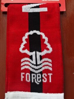ผ้าพันคอ ฟุตบอล สโมสรน็อตติ้งแฮม ฟอเรสต์ - ตราสโมสร NFFC ใหม่ / NOTTINGHAM FOREST Football Club Scarf - NFFC Logo NEW