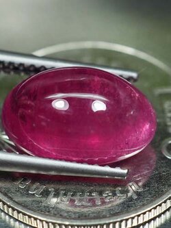 ทับทิมสีแดงชมพูสวย 7.25 กะรัตหลังเบี้ย (1237)