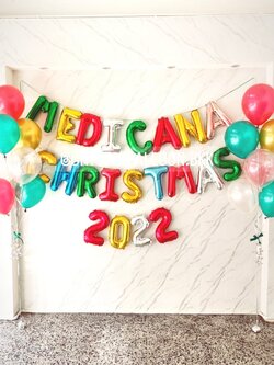 ลูกโป่ง Christmas ช่อลูกโป่ง 7 ลูก 2 ช่อ Theme เขียว-แดง พร้อมตกแต่ง ฟอยล์ตัวอักษร ขนาด 16" 21 ตัวอักษร,ลูกโป่งใส ใส่กลิตเตอร์ สามารถเปลี่ยนสีลูกโป่ง/เปลี่ยนสี-ฟอยล์ตัวอักษรได้