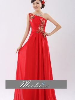 พร้อมเช่า ชุดราตรียาว ไหล่เดียว สีแดง แต่งลูกไม้ปักเลื่อมละเอียด ช่วงอกจับเดรปสวย