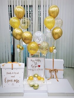 Happy Birthday Surprise Box Theme สีทอง พร้อมตกแต่ง ลูกโป่ง 4 ลูก,ลูกโป่งใส ใส่กลิตเตอร์,ช่อลูกโป่ง 5 ลูก 2 ช่อ,สามารถใส่รูปได้ 3 ใบ สามารถเปลี่ยนสีลูกโป่ง/เปลี่ยนข้อความได้