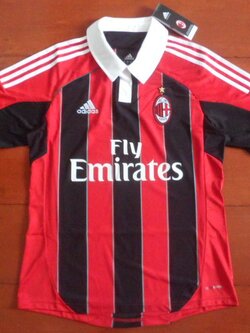 เสื้อฟุตบอล ทีมสโมสรเอซี มิลาน ชุดเหย้า 2012/13 ใหม่ S-Size / AC MILAN Football Shirt Home Kit 2012/13 Jersey NEW S-Size
