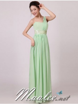 พร้อมส่ง ชุดราตรียาว เกาะอก ไหล่เดียว ผ้าชีฟองพลิ้วสวย คอ sweet heart แต่งเอวผ้าซาติน สีเขียวใบเตย