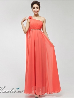 พร้อมเช่า ชุดราตรียาว ไหล่เดียว ผ้าชีฟองแต่งดอกที่ไหล่ เอวคาดเพชรสวย สีโอรส