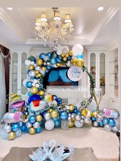 Backdrop วันเกิด สำหรับคุณผู้ชาย โทนสี ฟ้า-เงิน-ทอง ขนาด 2x2 พร้อมตกแต่ง ราคาโทรสอบถาม