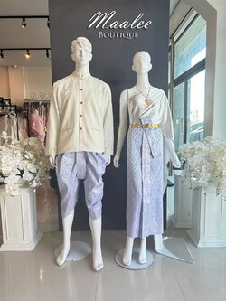 เช่า ชุดไทย ชุดเพื่อนเจ้าสาว ชุดไทยผ้าถุงสีชมพูฟ้าเงิน สไบเรียบสีเทาเงิน