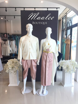 เช่า ชุดไทย ชุดเพื่อนเจ้าสาว ชุดไทยผ้าถุงสีโอวัลตินชมพูเงิน สไบเรียบ สีงาช้าง