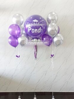 ลูกโป่ง รับปริญญา ลูกโป่งยาง ขนาด 24" สีม่วง 1 ลูก พร้อม ช่อลูกโป่งสีโครเมี่ยม ช่อ 5 ลูก 2 ช่อ พร้อมตกแต่ง สามารถเปลี่ยนสีลูกโป่ง/เปลี่ยนข้อความ/เปลี่ยนขนาดได้