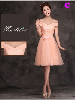 พร้อมเช่า ชุดราตรีสั้น ชุดเพื่อนเจ้าสาว PE-619 สีโอโรส แบบ C ไหล่ปาด ช่วงอกแต่งลูกไม้ เอวแต่งกลีบดอกไม้สวย (เชือกผูกหลัง)