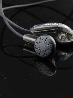 ขาย หูฟัง VE MONK PLUS สุดยอดแห่ง Earbud บัดเจ้ตที่ ถูก คุ้ม ดี ที่สุดแห่งปี ทั้งไทย และ ต่างประเทศ