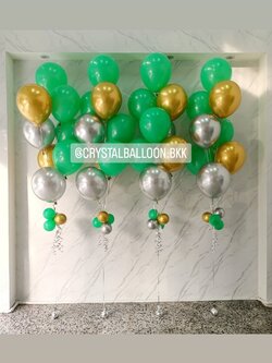 ลูกโป่ง เปิดงาน ช่อลูกโป่ง 8 ลูก 4 ช่อ Theme เขียว พร้อมตกแต่ง สามารถเปลี่ยนสีลูกโป่งได้