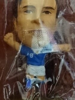 ตุ๊กตาโมเดลนักฟุตบอล อ.จิลาร์ดิโน่ ทีมชาติอิตาลี โครินเธียน ไมโครสตาร์ - Series 13/2006 Gold Base - MC5674 ใหม่ / A.GILARDINO ITALY National Football Team Corinthian MicroStars Football Figure - Series 13/2006 Gold Base - MC5674 NEW