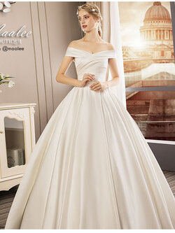 Pro-order ชุดเช่า ชุดแต่งงาน มินิมอล ชุดหมั้น