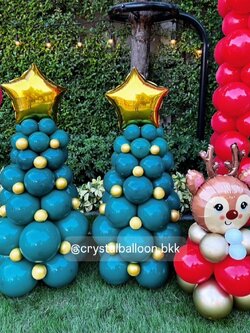 ต้นลูกโป่ง Christmas 2 ต้น พร้อม ฟอยล์หัวกวาง ตั้งฐาน 1 ชิ้น พร้อมตกแต่ง สามารถเปลี่ยนสีลูกโป่ง/เปลี่ยนฟอยล์ตกแต่งได้