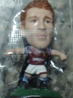 ตุ๊กตาโมเดลนักฟุตบอล ส.เดวิส สโมสรแอสตัน วิลล่า โครินเธียน ไมโครสตาร์ - Series 14/2006 Green Base - MC7753 ใหม่ / S.DAVIS ASTON VILLA Football Club Corinthian MicroStars Football Figure - Series 14/2006 Green Base - MC7753 NEW