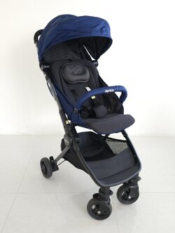 รถเข็น Aprica รุ่น nano smart สีน้ำเงิน