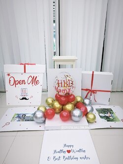 Surprise Box กล่องเซอร์ไพรส์วันเกิด Bubble ตั้งฐาน สีแดง สามารถใส่เงินได้ พร้อมตกแต่ง สามารถใส่รูปได้ 2 ใบ สามารถเปลี่ยนสีลูกโป่ง/เปลี่ยนข้อความได้