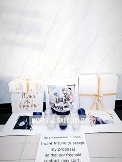 Surprise Box Will You Marry Me? กล่องเซอร์ไพรส์ขอแต่งงาน Bubble ตั้งฐาน ขนาด 18'' Theme Dark Blue พร้อมตกแต่ง สามารถใส่เงินได้ สามารถใส่รูปได้ 3 รูป สามารถเปลี่ยนสีลูกโป่ง/เปลี่ยนข้อความได้