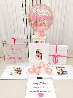 Happy Birthday Surprise Box กล่องเซอร์ไพรส์วันเกิด Bubble ขนาด 24" พร้อมตกแต่ง สามารถใส่รูปได้ 4 ใบ สามารถเปลี่ยนสีลูกโป่ง/เปลี่ยนข้อความได้