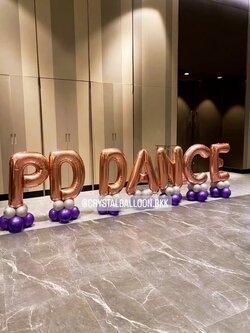 ลูกโป่ง เปิดงาน ฟอยล์ตัวอักษร ขนาด 40" ตั้งฐาน 7 ตัวอักษร พร้อมตกแต่ง สามารถเปลี่ยนสีลูกโป่ง/เปลี่ยนสี-ฟอยล์ตัวอักษรได้