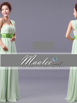 พร้อมส่ง ชุดราตรียาว เกาะอก ไหล่เดียว ผ้าชีฟองพลิ้วสวย คอ sweet heart แต่งเอวผ้าซาติน สีเขียว Sage