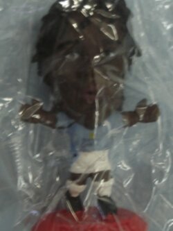 ตุ๊กตาโมเดลนักฟุตบอล บ.เอ็มวารูวารี สโมสรแมนเชสเตอร์ ซิตี้ โครินเธียน ไมโครสตาร์ - EPL 08/09 Series 17/2008 Red Base - MC11628 ใหม่ / B.MWARUWARI MANCHESTER CITY Football Club Corinthian MicroStars Football Figure - EPL 08/09 Series 17/2008 Red Base - MC1