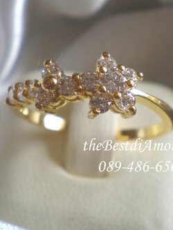 BR404+++แหวน 2 flowers in line+++ น่ารักสุดๆ กับแหวนดอกไม้ 2 ดอก วางเรียงเป็นนแถว เล่นไฟวิ๊ง แบบเก๋ไก๋ น่ารัก ทันสมัย ใส่ได้สวยทุกนิ้วเลยค่ะ