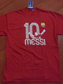 เสื้อที-เชิ๊ต (เสื้อยืดคอกลม) ฟุตบอล ทีมสโมสรบาร์เซโลน่า ชุดที่ระลึก #10 MESSI ใหม่ L-Size / BARCELONA Football T-Shirt Souvenir Kit #10 MESSI Jersey NEW L-Size