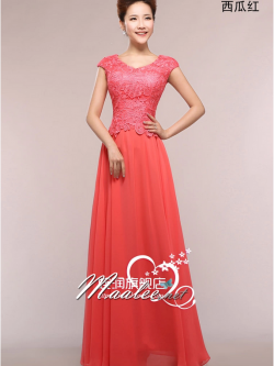 พร้อมเช่า ชุดราตรียาว สีโอรส แต่งลูกไม้ฉลุ กระโปรงผ้าชีฟองพลิ้วสวย