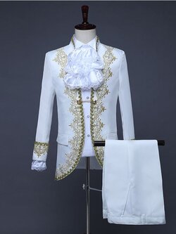 Pre-order ชุดสูทชาย สไตล์ยุโรป ปักงานละเอียด สีขาว
