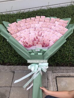 ช่อดอกไม้ธนบัตร จำนวน 100 ใบ ช่อใหญ่ สุดเซอร์ไพรส์ พร้อมตกแต่ง สามารถเปลี่ยนธนบัตรได้ (ราคายังไม่รวมธนบัตร)/สามารถเปลี่ยนสีได้