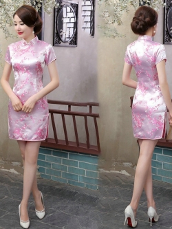 Pre-order กี่เพ้า / สั้น สีชมพู ลายดอกบ๊วย Cherry Blossom ผ้าไหมจีน กุ๊นขอบ ตัดเย็บอย่างดี