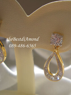 หมดค่ะ +++BE426+++ต่างหูระย้ารูปหยดน้ำ+++ เป็นแบบห้อยตุ้งติ้ง สวยน่ารักมาก งานเหมือนจริงเลยค่ะส่วนตุ้งติ้งทำเป็นรูปหยดน้ำ ฝังแบบจิกไข่ปลา งานระยิบระยั