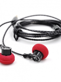 ขาย Music Maker Tomahawk MRZ หูฟังบอดี้เหล็ก ปรับแต่งจูนเสียงโดยมืออาชีพ