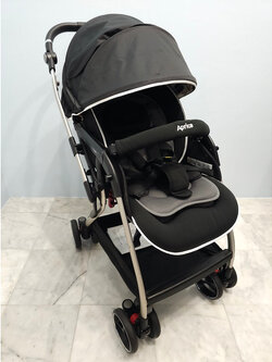 Aprica Optia Cushion สีดำ มือจับหุ้มหนัง