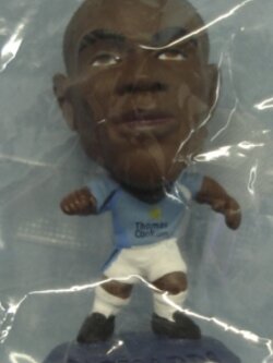 ตุ๊กตาโมเดลนักฟุตบอล ม.ริชาร์ดส สโมสรแมนเชสเตอร์ ซิตี้ โครินเธียน ไมโครสตาร์ - EPL 08/09 Series 17/2008 Blue Base - MC11676 ใหม่ / M.RICHARDS MANCHESTER CITY Football Club Corinthian MicroStars Football Figure - EPL 08/09 Series 17/2008 Blue Base - MC1167