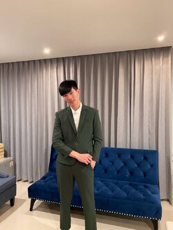 สูทตัดเช่า ชุดสูทชาย สีเขียว งานเนียบ ไม่มีเสื้อกั๊ก