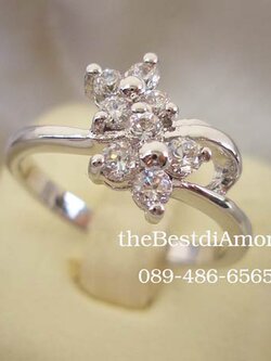 BR425RD+++แหวนเพชร cz ดอกไม้ 2 ดอก+++ดีไซน์น่ารัก เป็นแหวนดอกไม้ 2 ดอก ดูงดงาม อ่อนช้อย และเล่นไฟดีมากๆๆๆ ดอกไม้เล็กใหญ่ ต่างกันนิดหน่อย พองาม