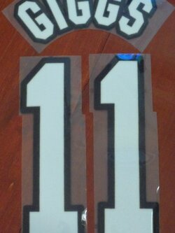 ชุดชื่อและเบอร์ติดเสื้อฟุตบอล #11 กิ๊กส์ สโมสรแมนเชสเตอร์ ยูไนเต็ด (ชุดเหย้า 1996/97) PLAYER SIZE ใหม่ / #11 GIGGS MANCHESTER UNITED Football Club (Home 1996/97) PLAYER SIZE Name and Number Set NEW