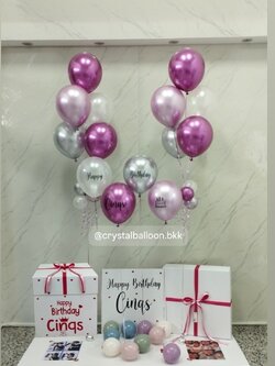 Happy Birthday Surprised box กล่องเซอร์ไพรส์วันเกิด พร้อม ลูกโป่ง 4 ลูก ,พร้อมลูกโป่งช่อ 5 ลูก 2 ช่อ ธีมม่วง-เงิน, พร้อมตกเเต่ง สามารถใส่รูปได้ 2 ใบ สามารถเปลี่ยนสีลูกโป่ง/เปลี่ยนสีข้อความได้