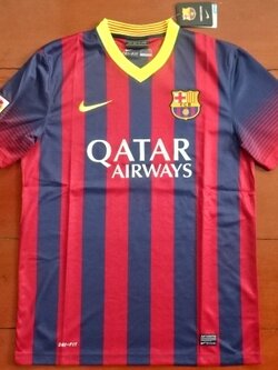 เสื้อฟุตบอล ทีมสโมสรบาร์เซโลน่า ชุดเหย้า 2013/14 ใหม่ M-Size / BARCELONA Football Shirt Home Kit 2013/14 Jersey NEW M-Size