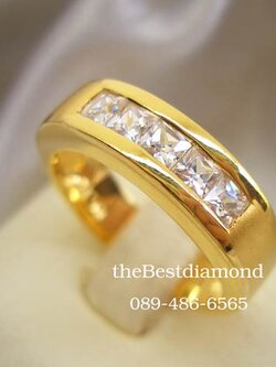 BR423-M+++ แหวนเพชรcz สี่เหลี่ยม ฝังแบบสอด+++งานเหมือนร้านจิวเวลลี่เลยค่ะ งานเรียบร้อย สวยหรู ฝังแบบนี้ค่อนข้างยาก ใส่ได้ทั้งหญิงและชาย