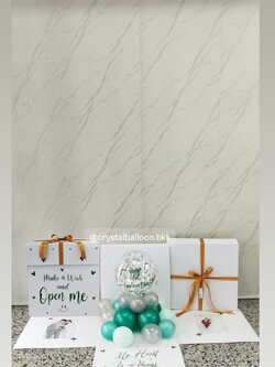 Surprise Box กล่องเซอร์ไพรส์ Bubble ขนาด 18" ตั้งฐาน พร้อมตกแต่ง สามารถใส่รูปได้ 2 ใบ สามารถเปลี่ยนสีลูกโป่ง/ข้อความได้