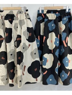 กระโปรงผ้าคอตตอนโพลีลายดอกไม้