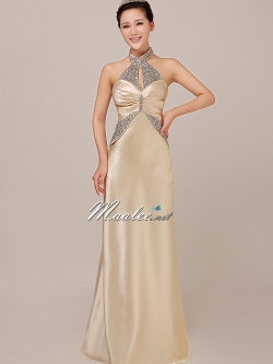 พร้อมเช่า ชุดราตรียาว คล้องคอ สีครีม Champagne ปักเลื่อมเน้นช่วงเอว และปกคอจีน